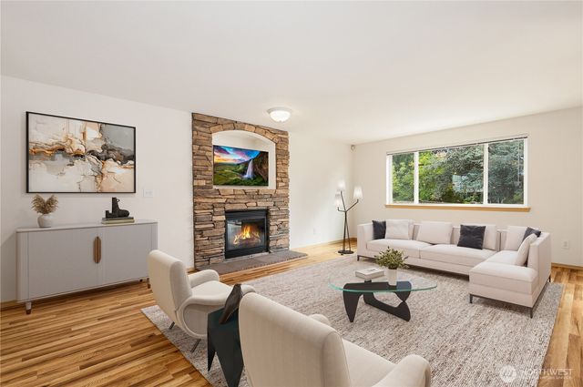 11429 SE 195th Place, Kent, WA 98031