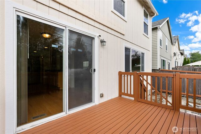 11429 SE 195th Place, Kent, WA 98031