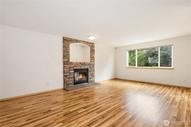 11429 SE 195th Place, Kent, WA 98031