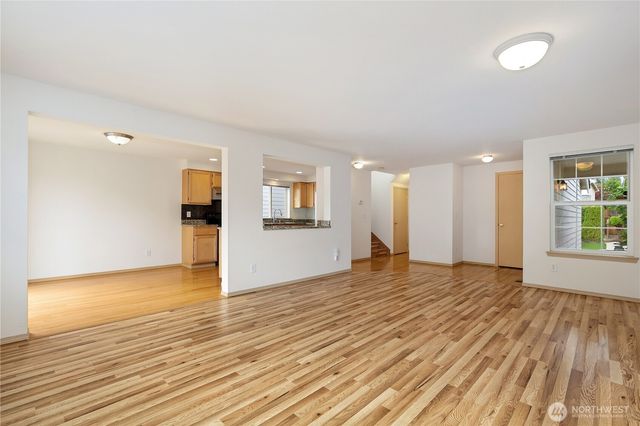 11429 SE 195th Place, Kent, WA 98031