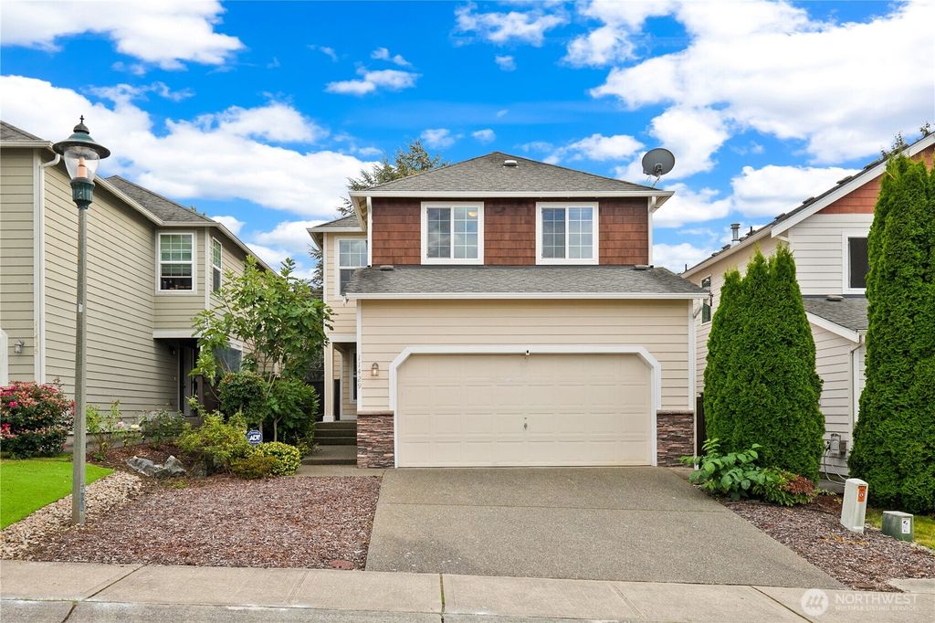 11429 SE 195th Place, Kent, WA 98031