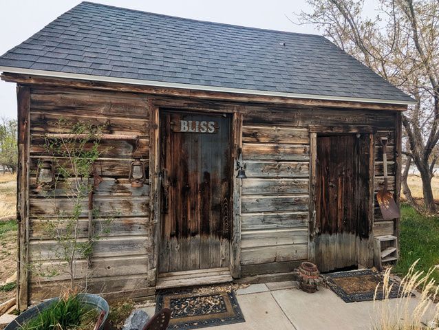 183 E 300 N, Mt Pleasant, UT 84647