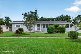 7251 MAYAPPLE Road, Jacksonville, FL 32211