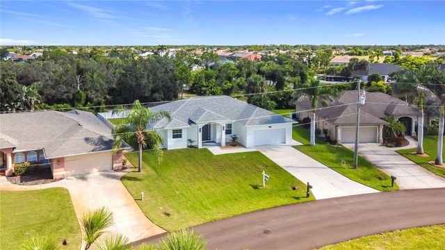 26 MEDALIST WAY, Rotonda West, FL 33947