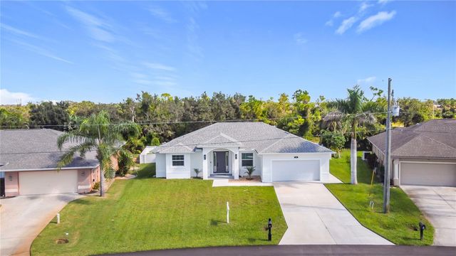 26 MEDALIST WAY, Rotonda West, FL 33947