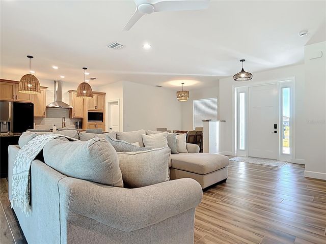 26 MEDALIST WAY, Rotonda West, FL 33947