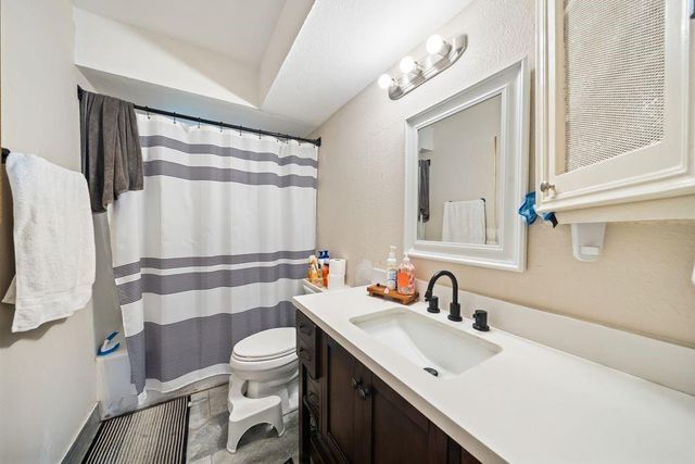 2602 Tinechester Drive, Houston, TX 77339