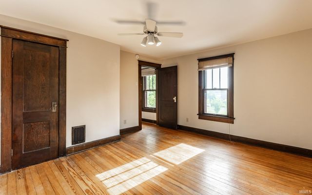 702 W 7th Street, Bloomington, IN 47404