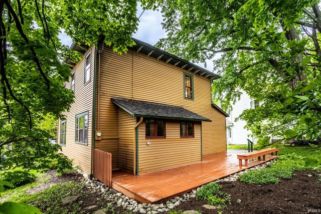 702 W 7th Street, Bloomington, IN 47404