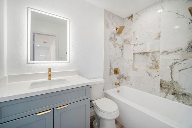 13501 Sierra Wind LN, Elgin, TX 78621