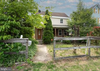 33 CLEMENTON RD W, Gibbsboro, NJ 08026