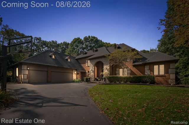 7798 Fieldstone Ridge, Independence Charter Township, MI 48348