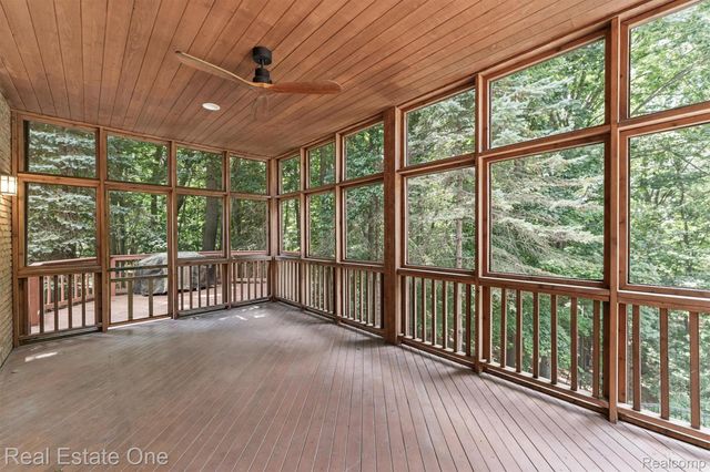 7798 Fieldstone Ridge, Independence Charter Township, MI 48348
