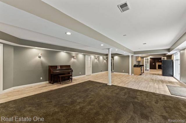 7798 Fieldstone Ridge, Independence Charter Township, MI 48348