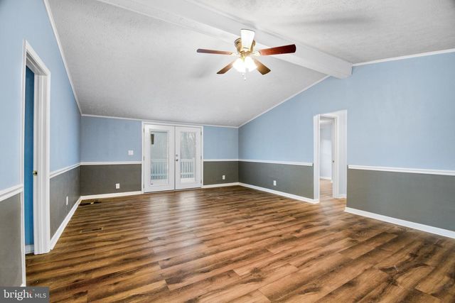92 PAULS PL, Falling Waters, WV 25419