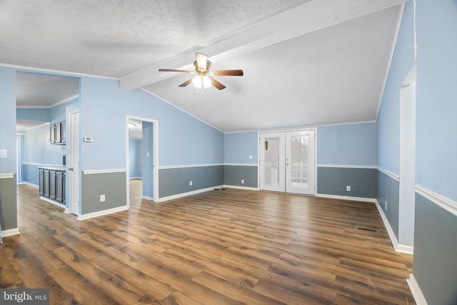 92 PAULS PL, Falling Waters, WV 25419