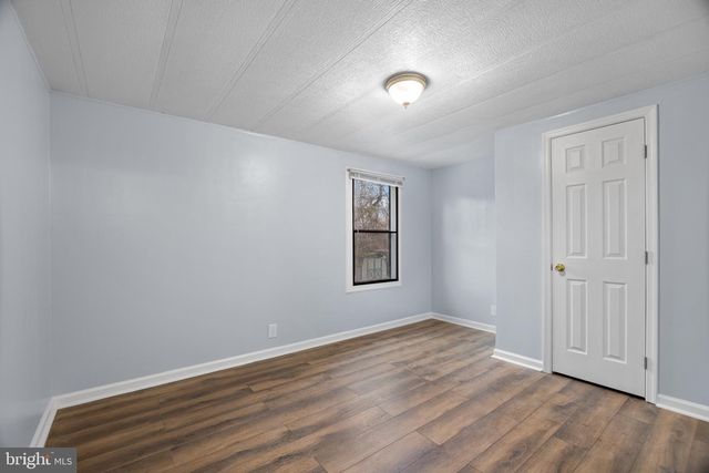 92 PAULS PL, Falling Waters, WV 25419