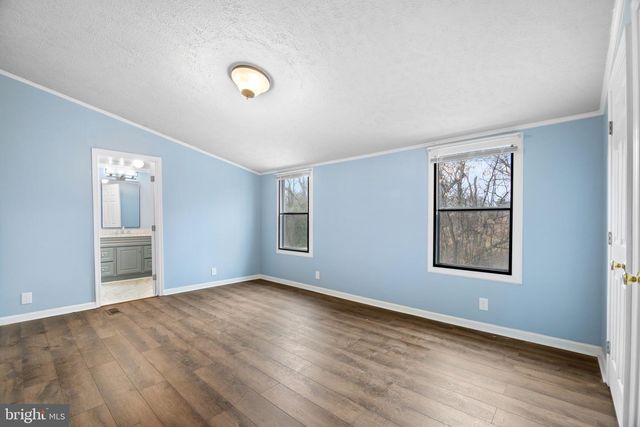 92 PAULS PL, Falling Waters, WV 25419