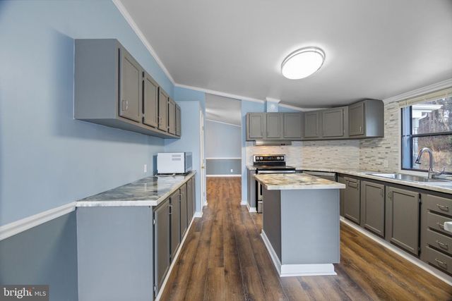 92 PAULS PL, Falling Waters, WV 25419