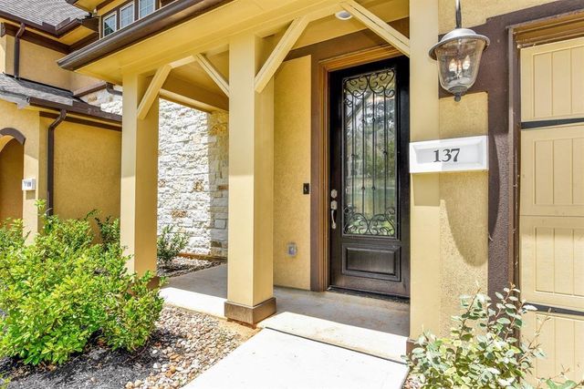 137 Skybranch Drive, Conroe, TX 77304