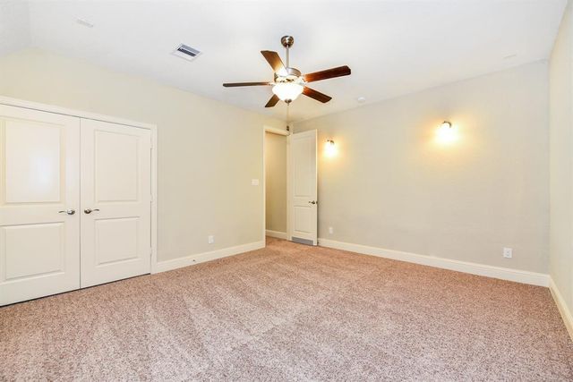 137 Skybranch Drive, Conroe, TX 77304