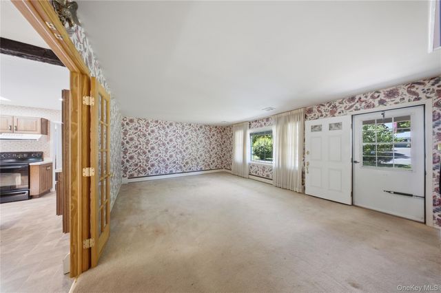 139 Sycamore Circle, Stony Brook, NY 11790