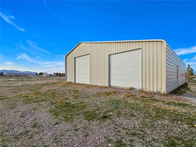 3720 South Mariposa Avenue, Pahrump, NV 89048