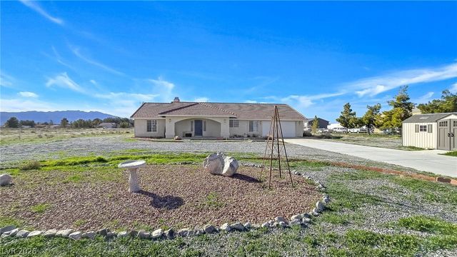 3720 South Mariposa Avenue, Pahrump, NV 89048