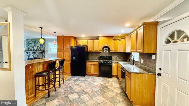 2250 ROOSEVELT BLVD, Winchester, VA 22601