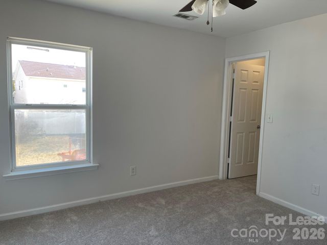176 Silverspring Place, Mooresville, NC 28117