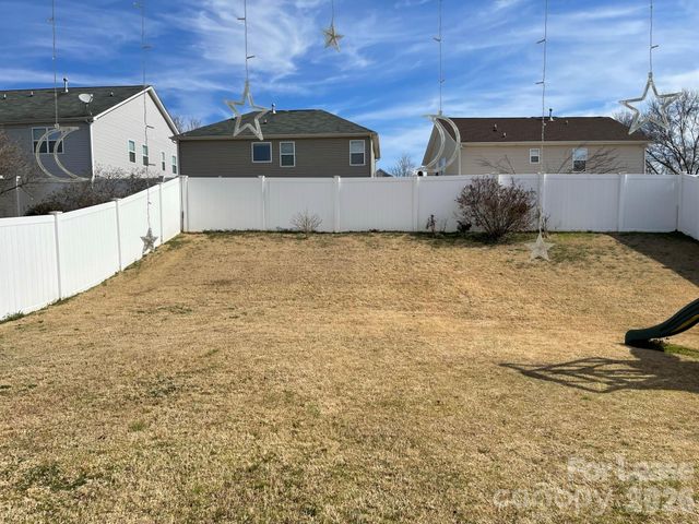 176 Silverspring Place, Mooresville, NC 28117