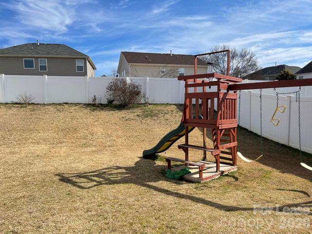176 Silverspring Place, Mooresville, NC 28117