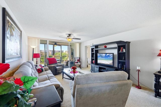 4460 FAIRWAYS BOULEVARD 302, Bradenton, FL 34209