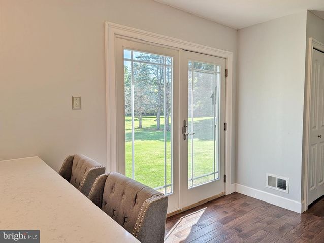 4 TIFFANY DR, Perkasie, PA 18944