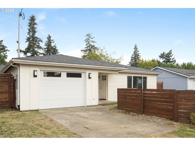 6135 Se LAMBERT St, Portland, OR 97206