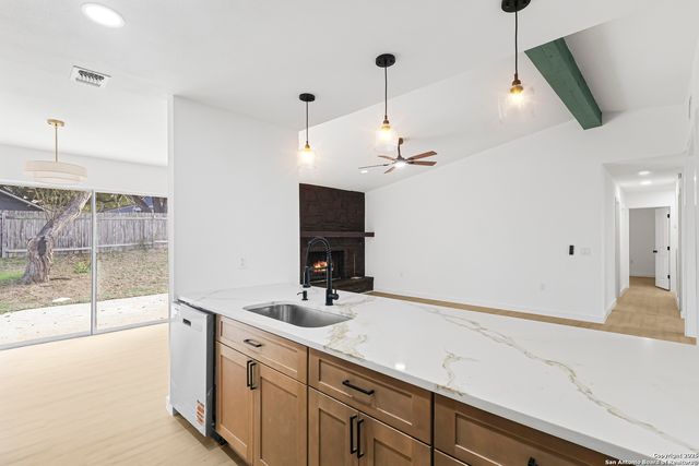 12411 Bret Springs, San Antonio, TX 78233