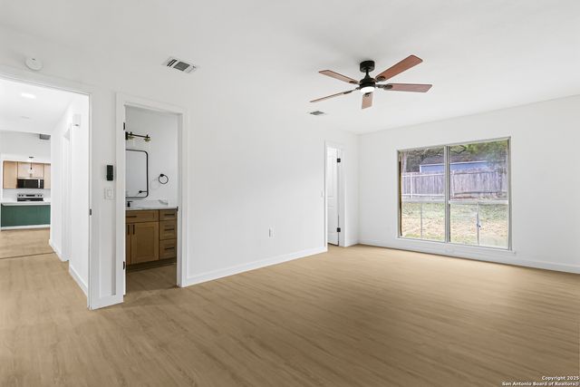 12411 Bret Springs, San Antonio, TX 78233