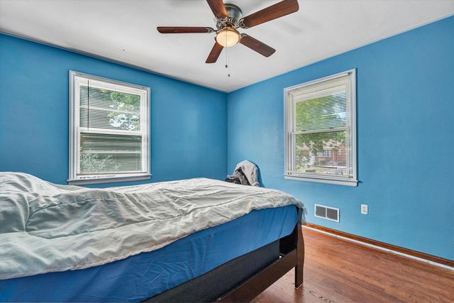 5128 Youngwood DR, Roanoke, VA 24017