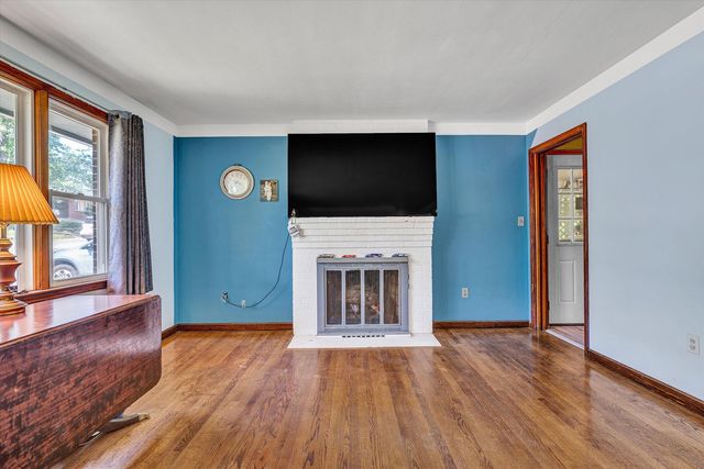 5128 Youngwood DR, Roanoke, VA 24017