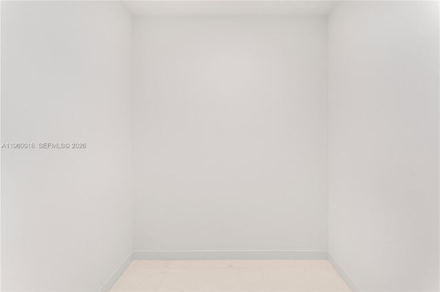 300 BISCAYNE BLVD WAY 2009, Miami, FL 33131