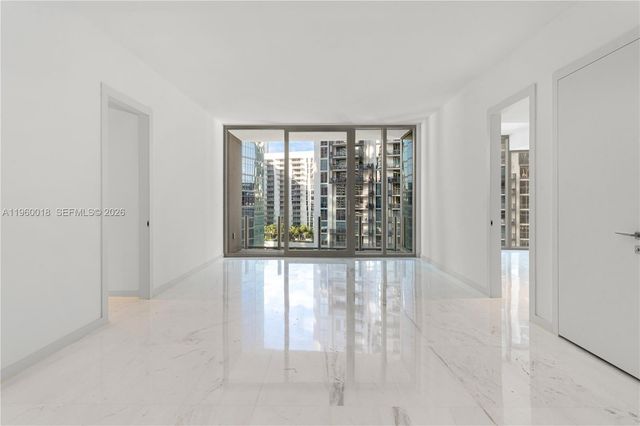 300 BISCAYNE BLVD WAY 2009, Miami, FL 33131