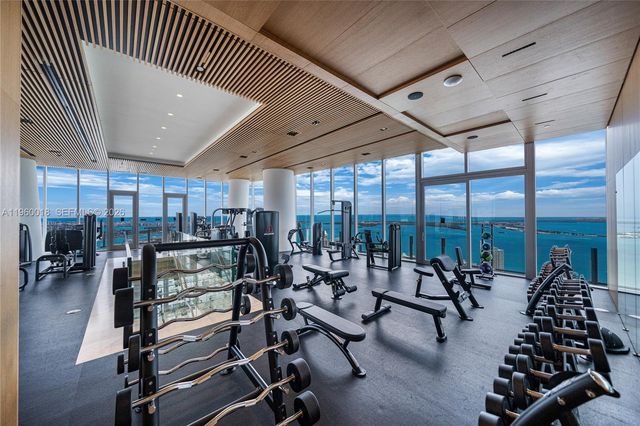 300 BISCAYNE BLVD WAY 2009, Miami, FL 33131