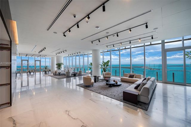 300 BISCAYNE BLVD WAY 2009, Miami, FL 33131