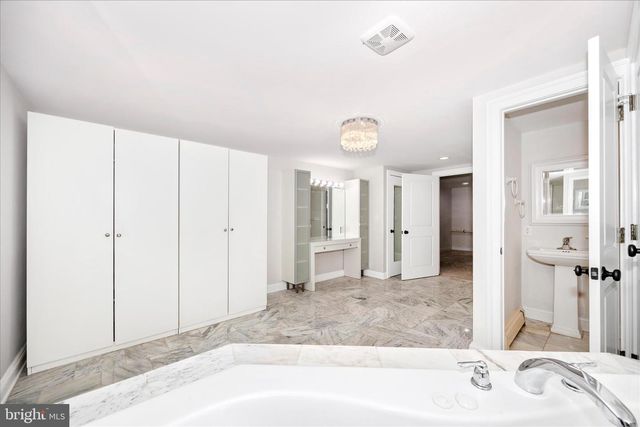 17 THIRTEENTH ST, Frederick, MD 21701