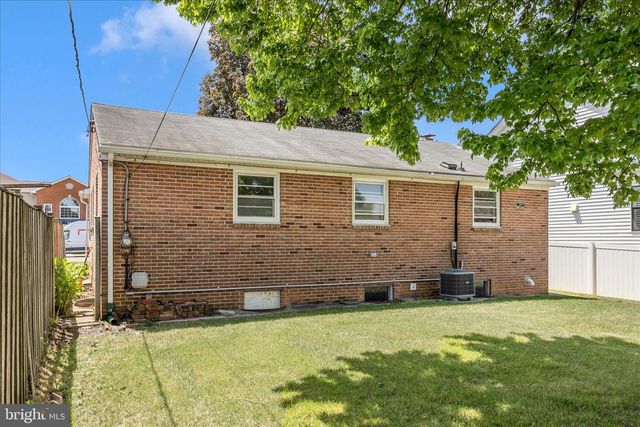 17 THIRTEENTH ST, Frederick, MD 21701