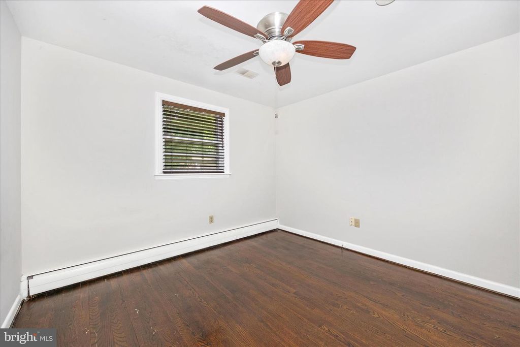 Image 25 of property listing at 17 THIRTEENTH ST, Frederick, MD 21701
