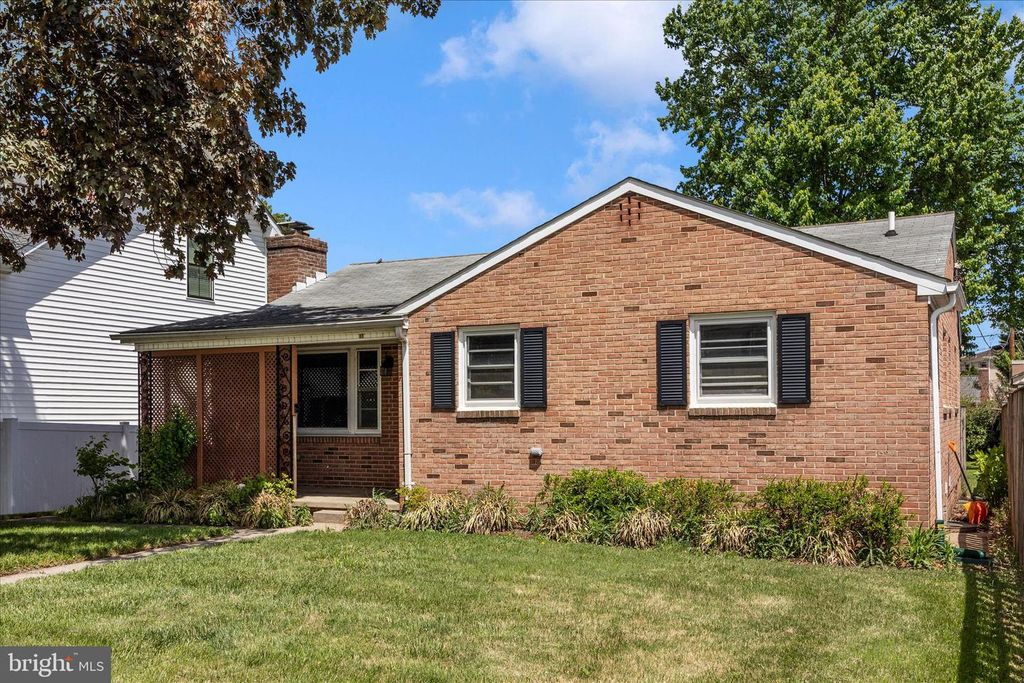 Image 52 of property listing at 17 THIRTEENTH ST, Frederick, MD 21701