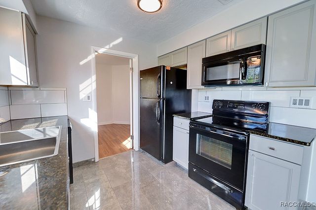 227 S Jefferson Street, Beverly Hills, FL 34465