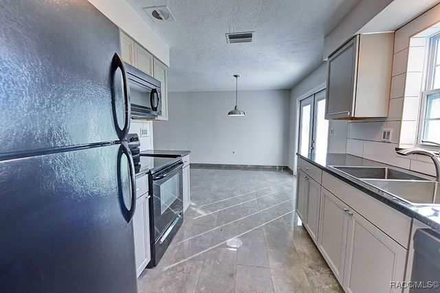 227 S Jefferson Street, Beverly Hills, FL 34465