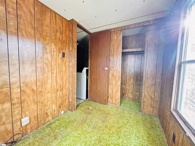 822 Ranch Road, Laurens, SC 29360